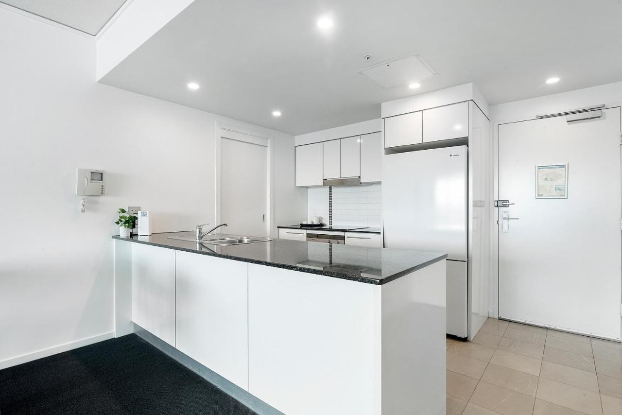 Sierra Grand Broadbeach - Self Contained & Privately Managed Apartments Gold Coast Bagian luar foto