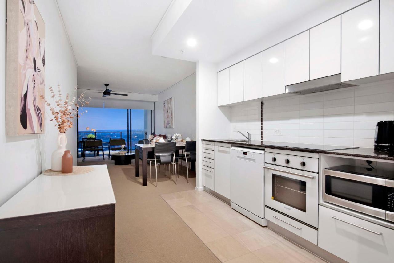 Sierra Grand Broadbeach - Self Contained & Privately Managed Apartments Gold Coast Bagian luar foto
