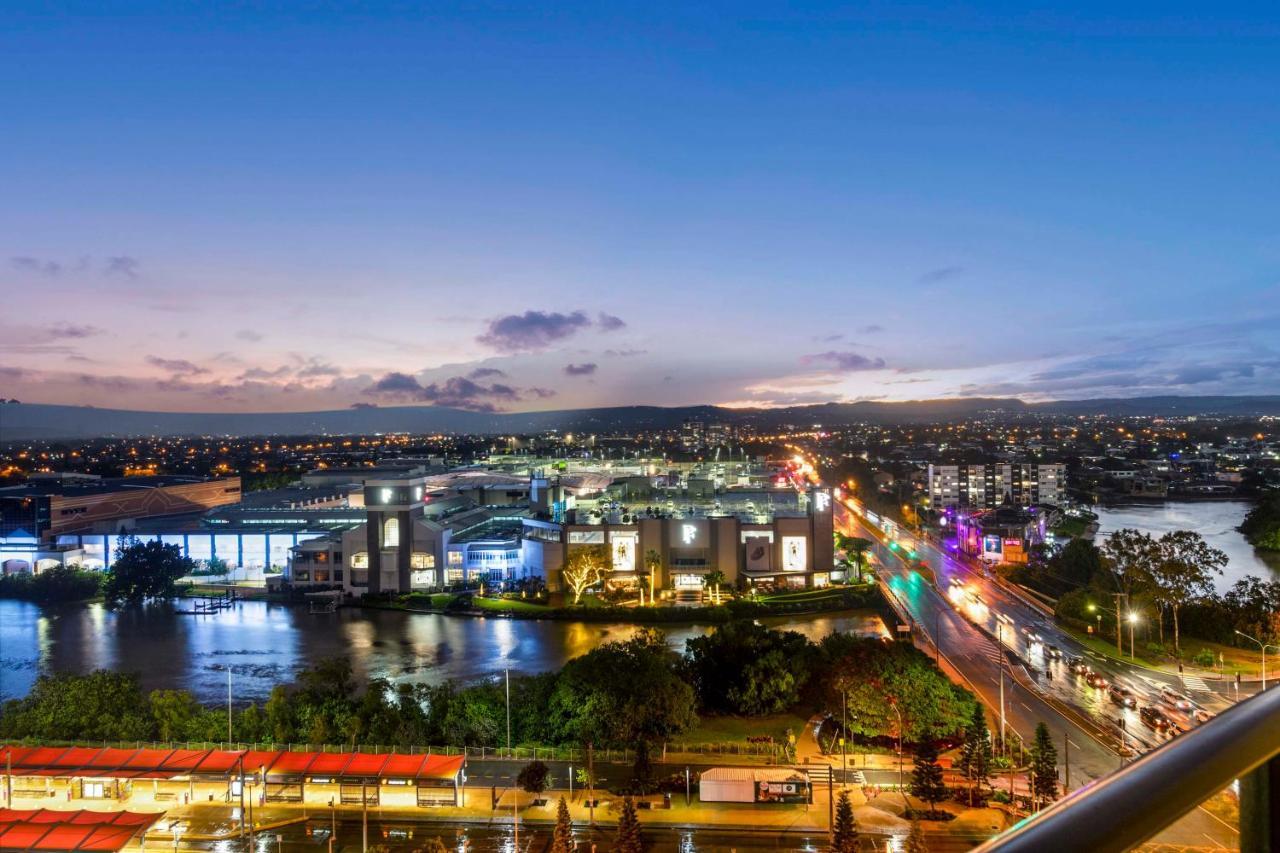 Sierra Grand Broadbeach - Self Contained & Privately Managed Apartments Gold Coast Bagian luar foto