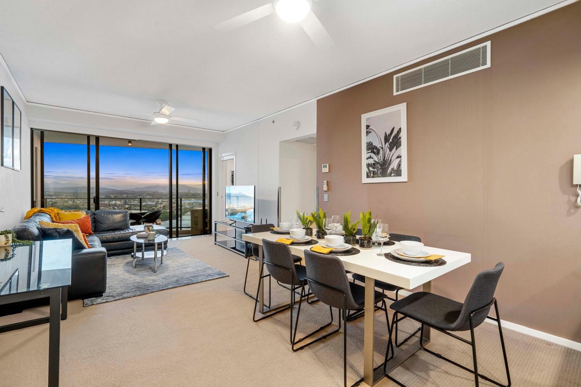 Sierra Grand Broadbeach - Self Contained & Privately Managed Apartments Gold Coast Bagian luar foto