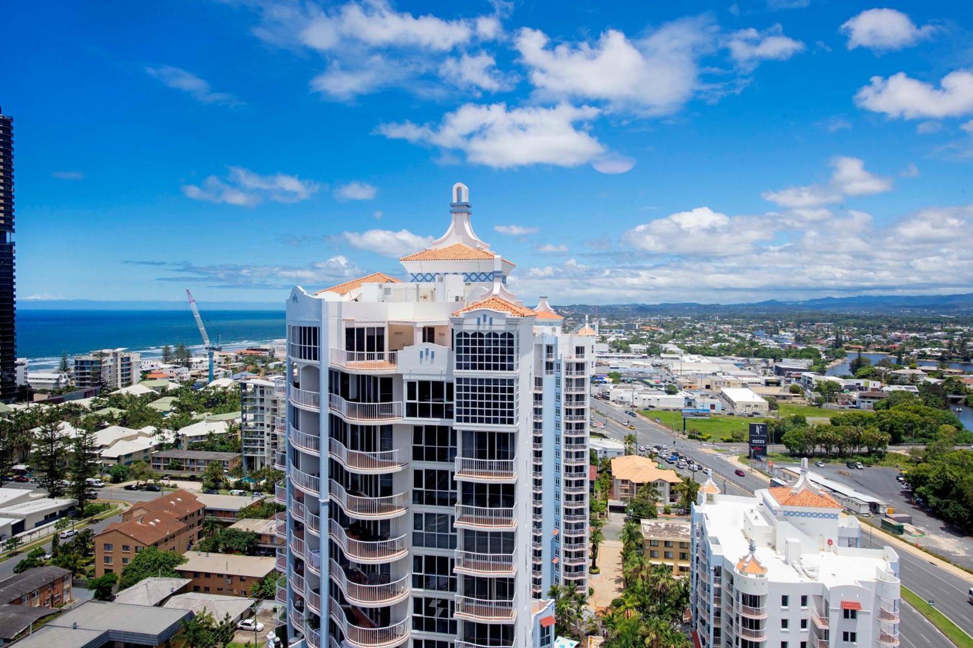 Sierra Grand Broadbeach - Self Contained & Privately Managed Apartments Gold Coast Bagian luar foto