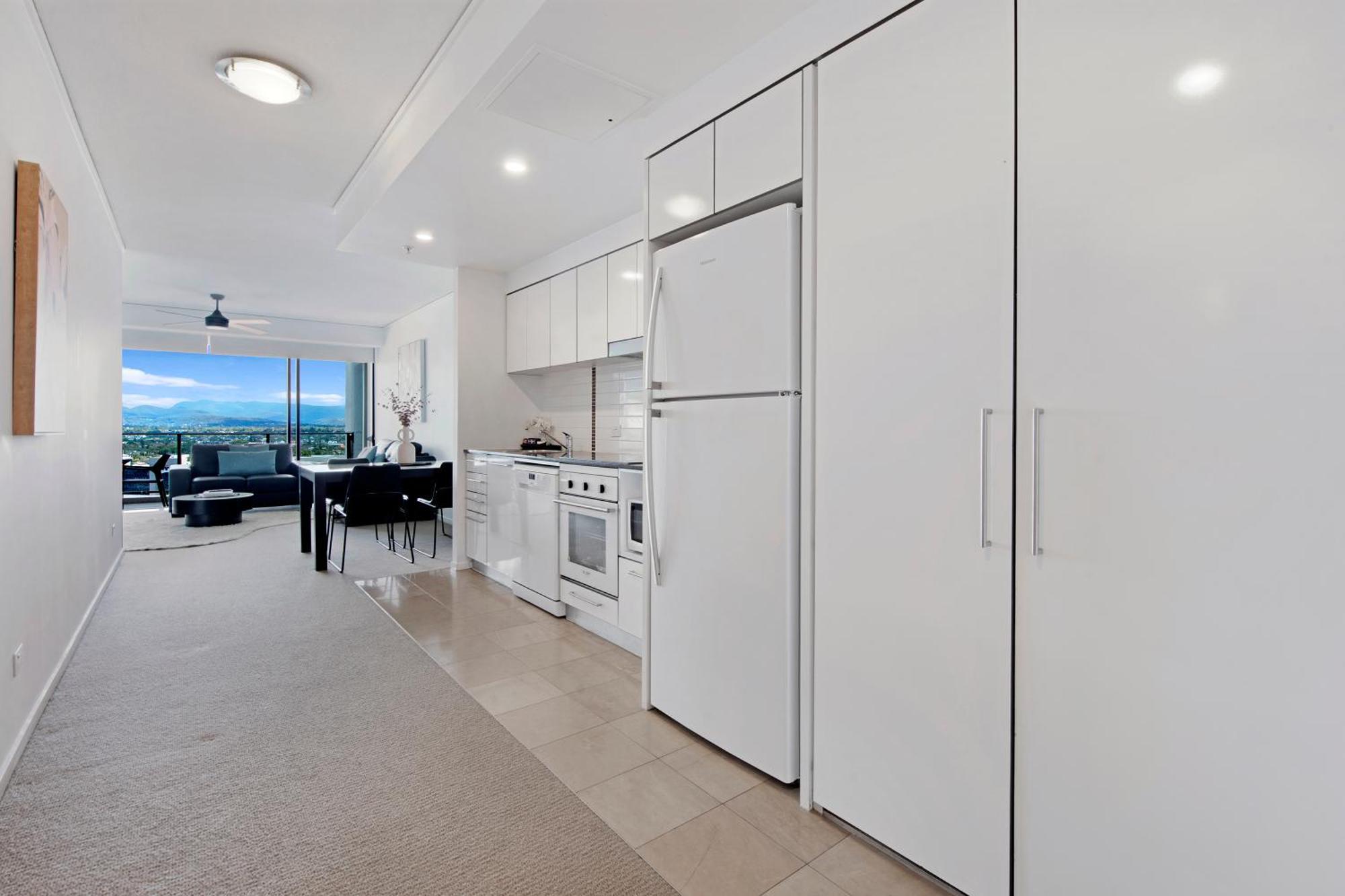 Sierra Grand Broadbeach - Self Contained & Privately Managed Apartments Gold Coast Bagian luar foto