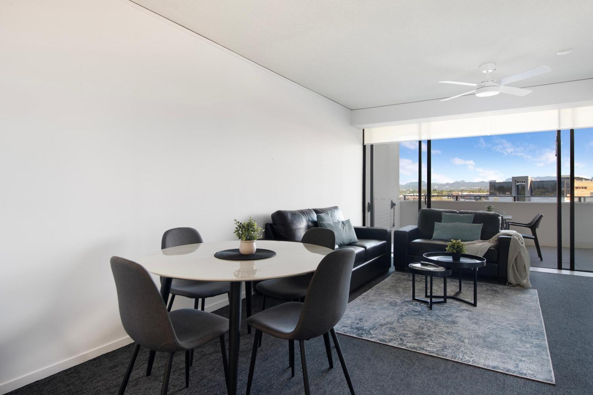 Sierra Grand Broadbeach - Self Contained & Privately Managed Apartments Gold Coast Bagian luar foto