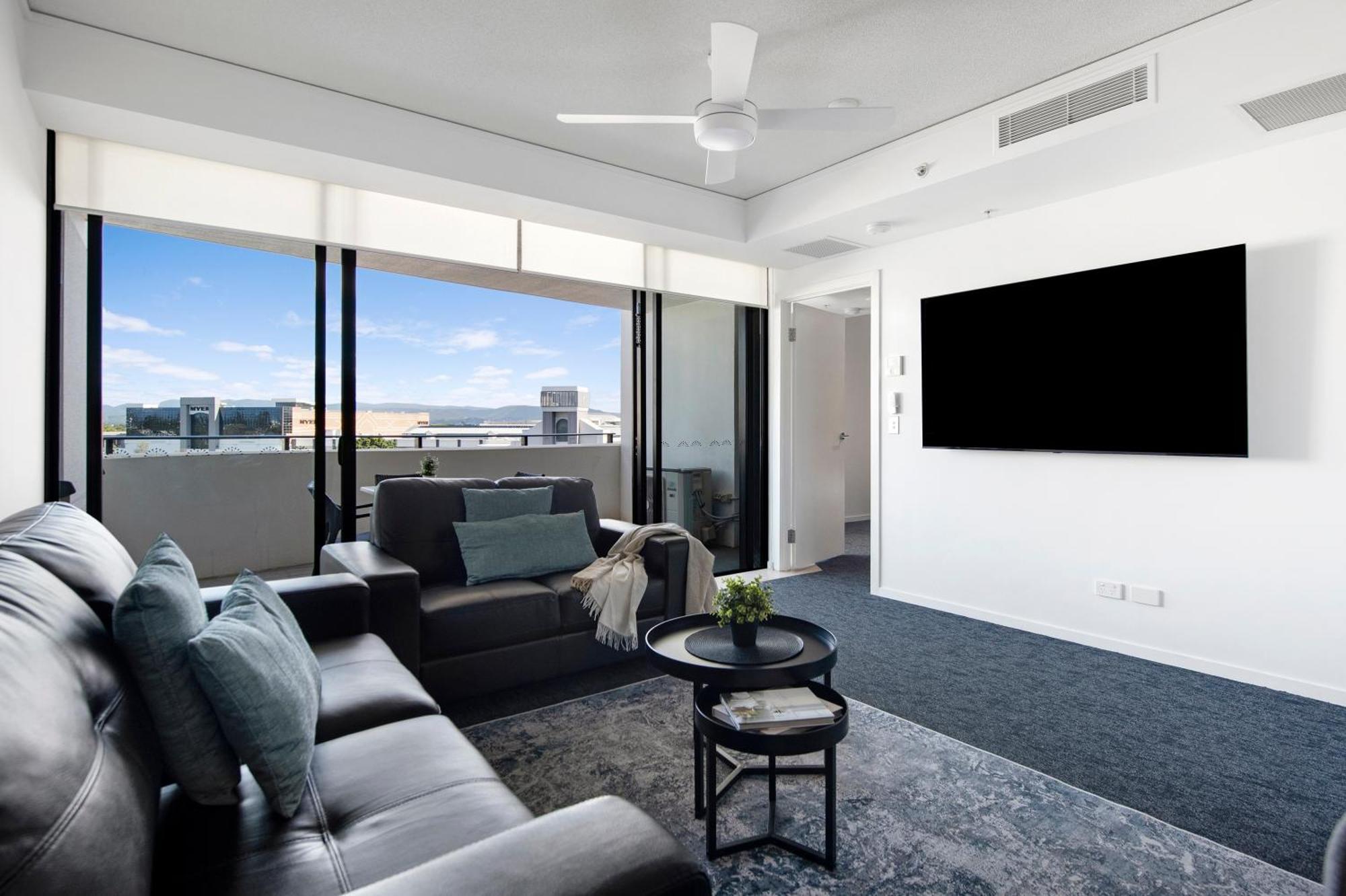 Sierra Grand Broadbeach - Self Contained & Privately Managed Apartments Gold Coast Bagian luar foto